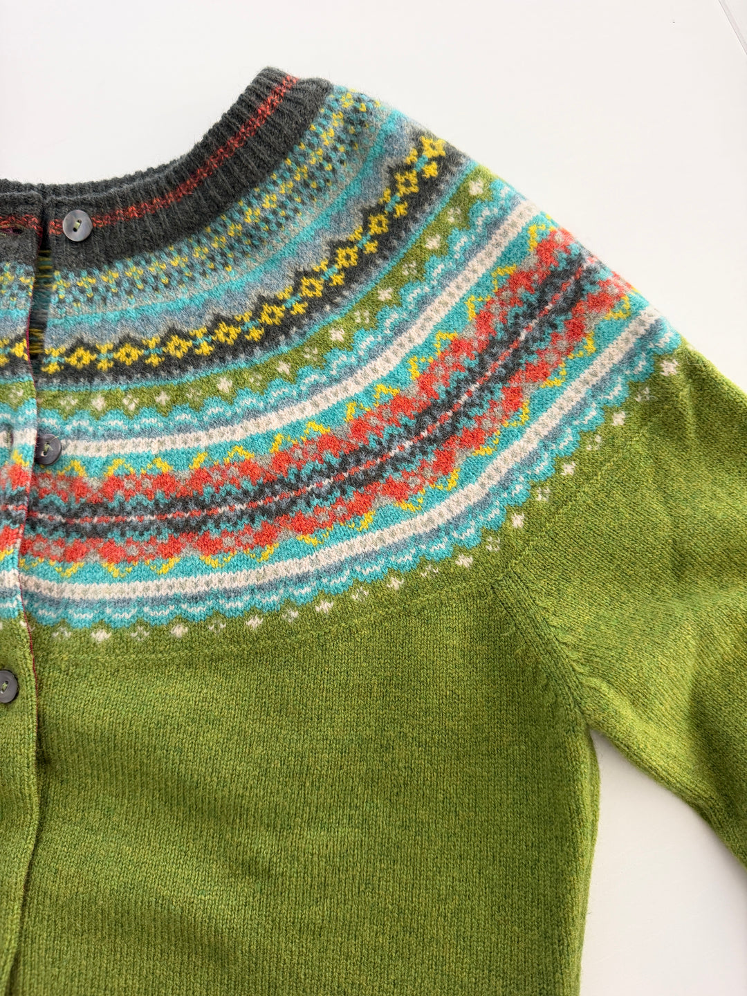ERIBÉ – Alpine Fairisle Merino Wool &amp; Angora Cardigan Moss Green