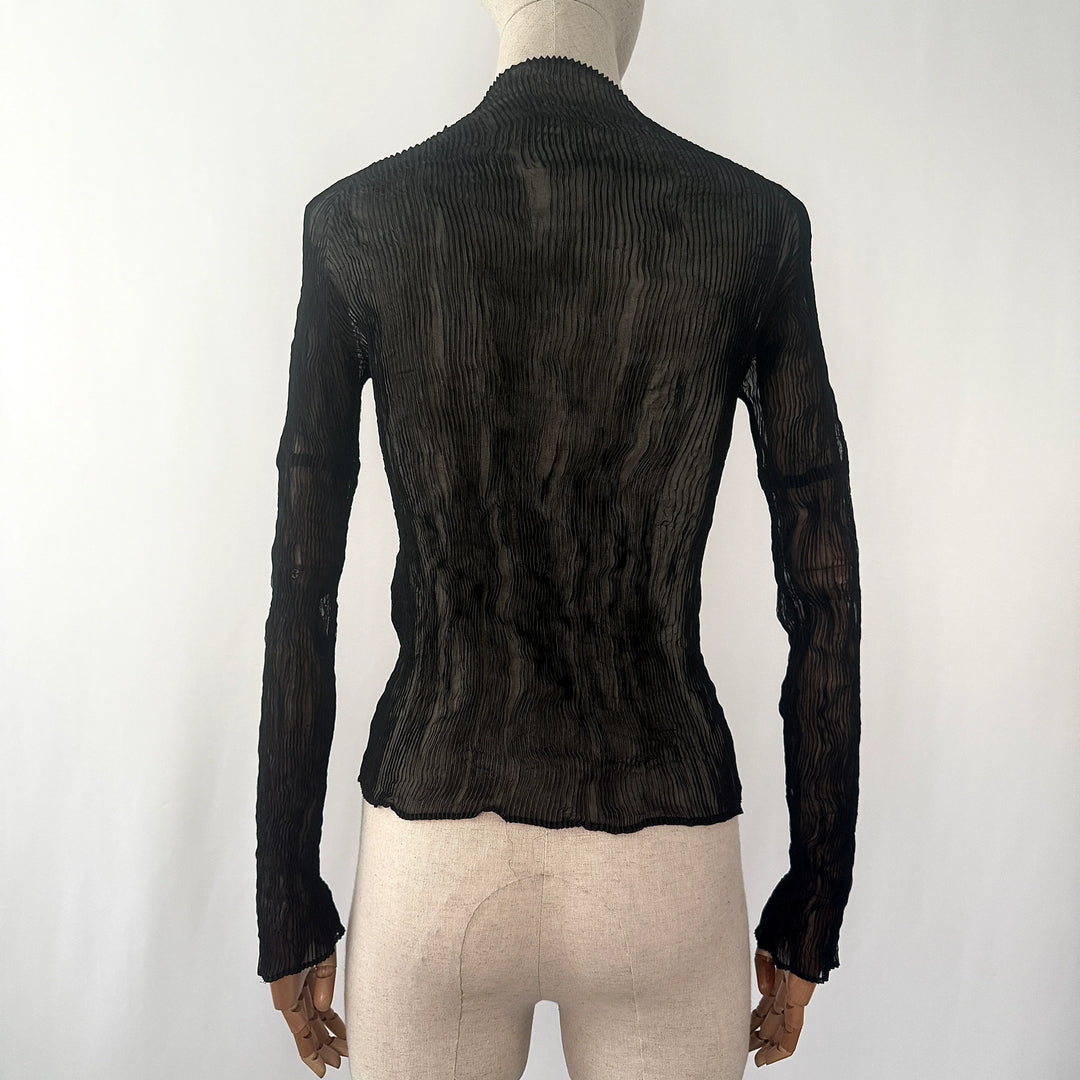 Nouveau haut Pleats Please d'ISSEY MIYAKE
