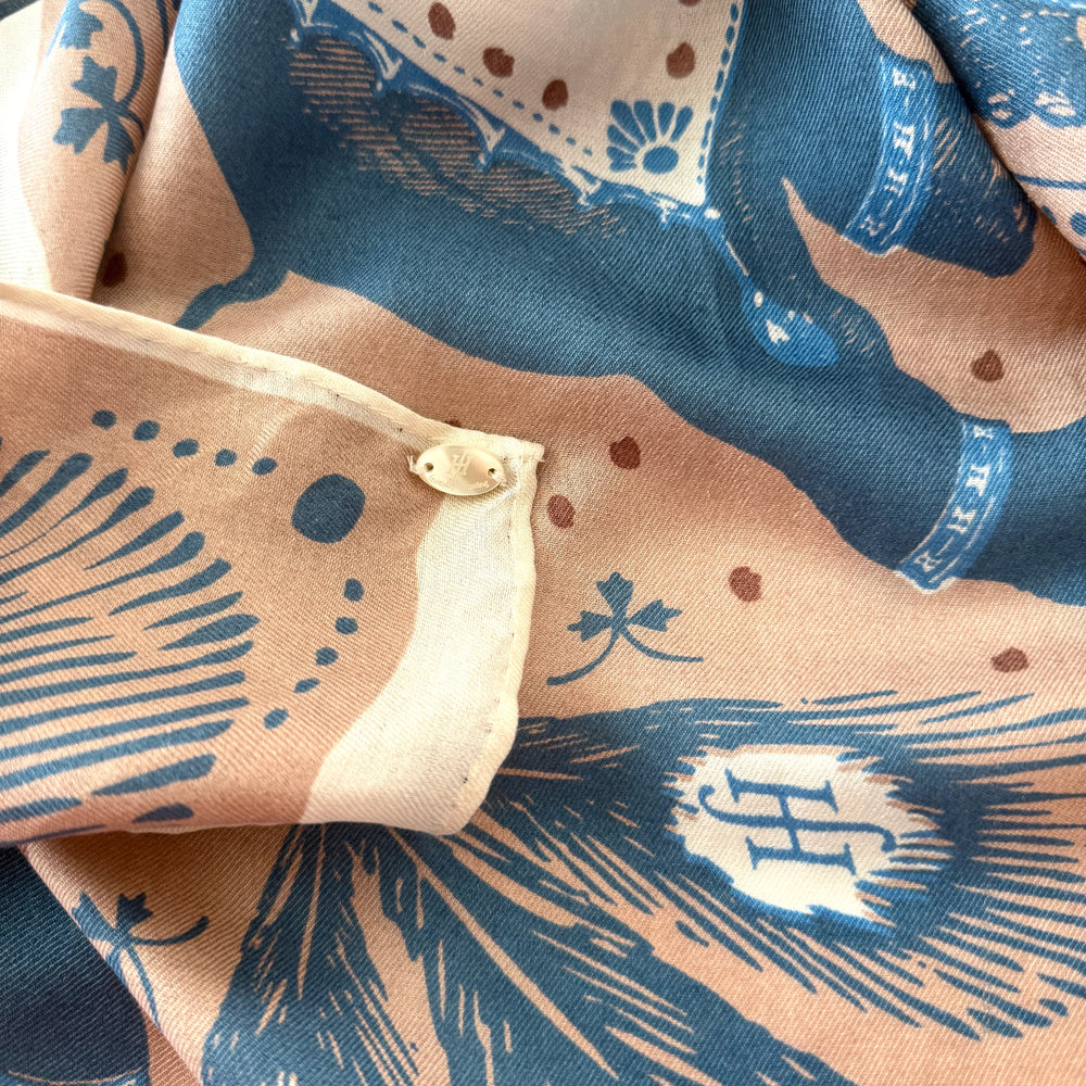 FRIENDLY HUNTING New Cashmere Scarf