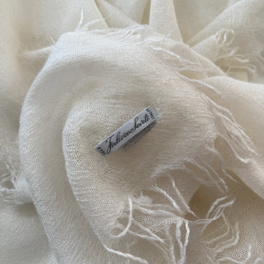 FALIERO SARTI White Cashmere/Silk Scarf