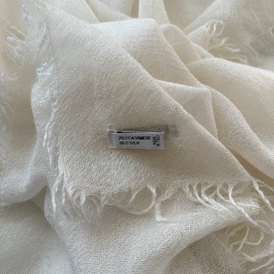 FALIERO SARTI White Cashmere/Silk Scarf