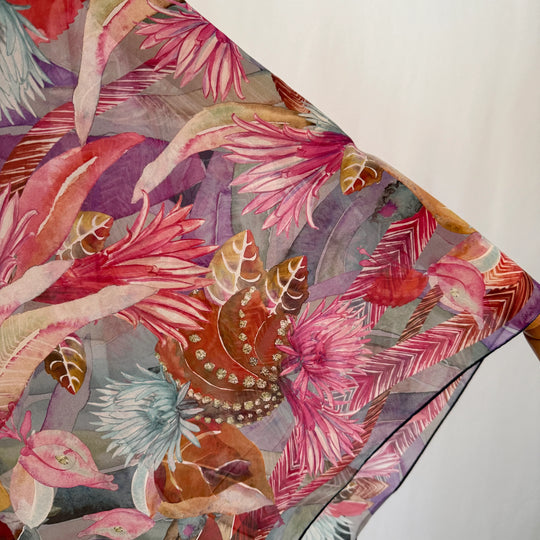 FABRIC FRONTLINE Nouveau foulard en soie