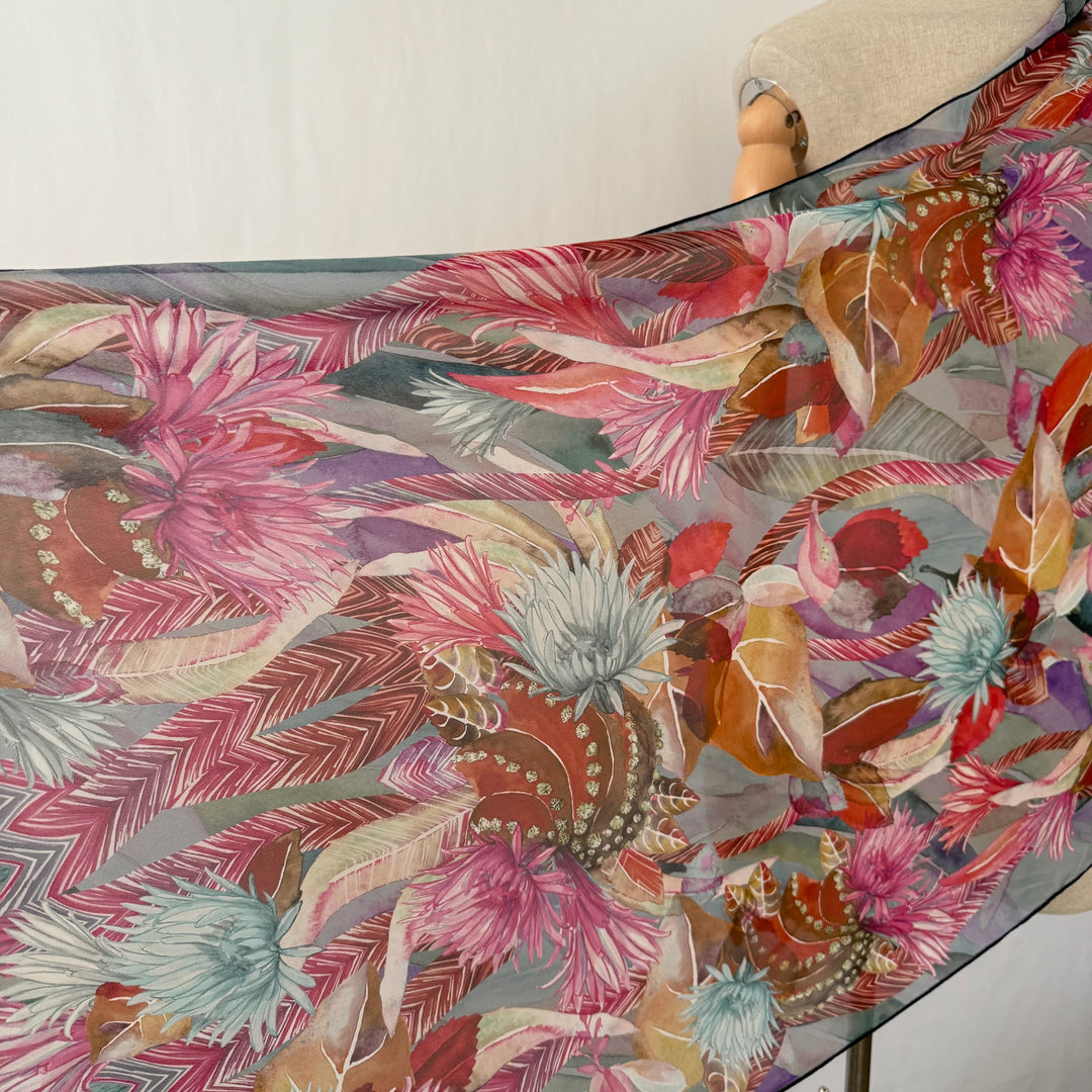 FABRIC FRONTLINE Nouveau foulard en soie