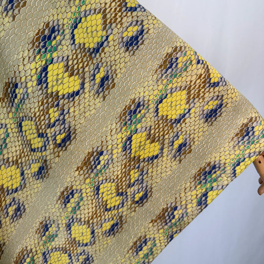 FABRIC FRONTLINE Nouveau foulard en soie