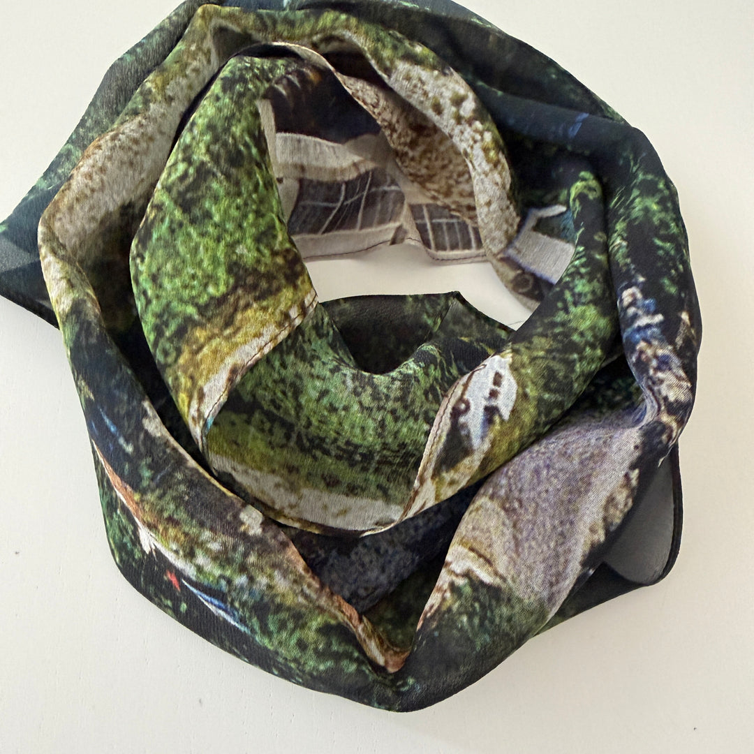 AKRIS New Collector's Scarf