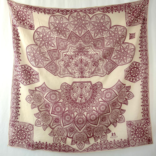 EN SOIE ZURICH EnSoie Home Tablecloth