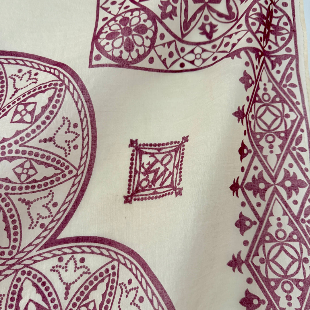 EN SOIE ZURICH EnSoie Home Tablecloth