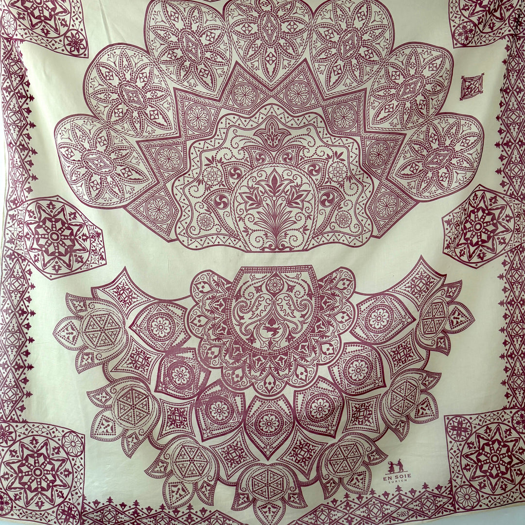 EN SOIE ZURICH EnSoie Home Tablecloth