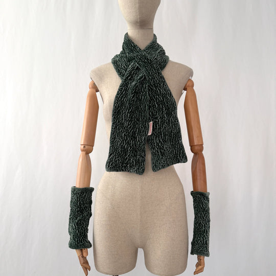 PRIVATSACHEN Cocon. Commerz Scarf + Mittens