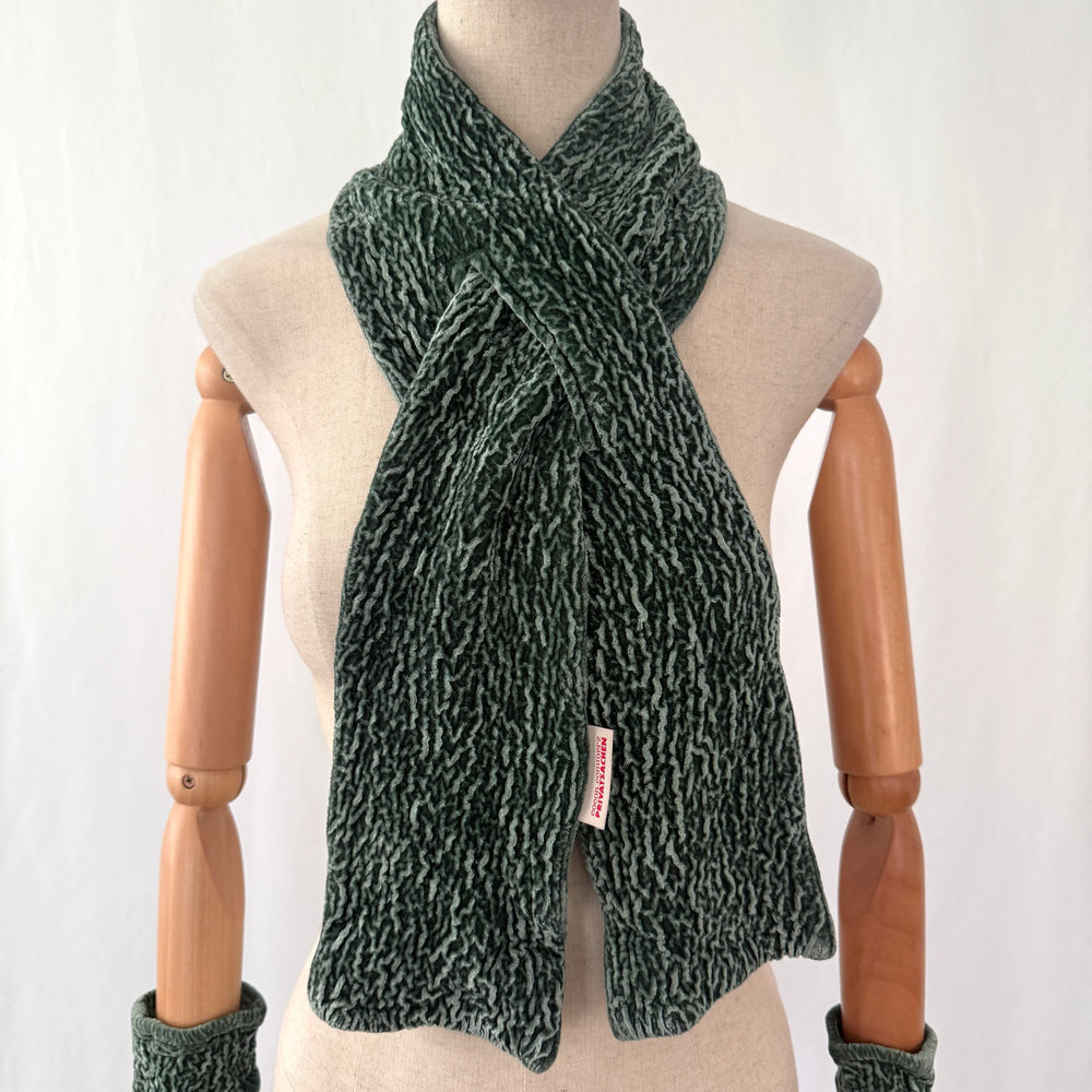 PRIVATSACHEN Cocon. Commerz Scarf + Mittens