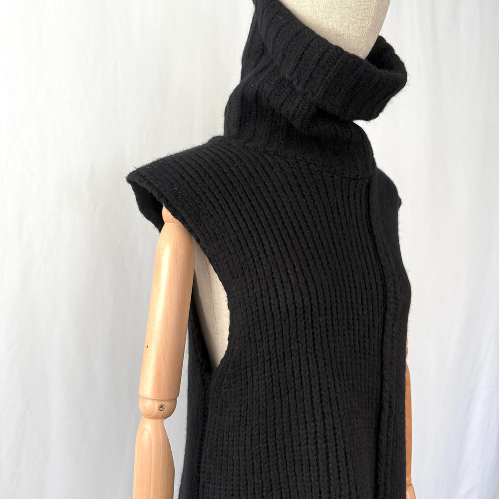 STUDIO B3 Wool Vest
