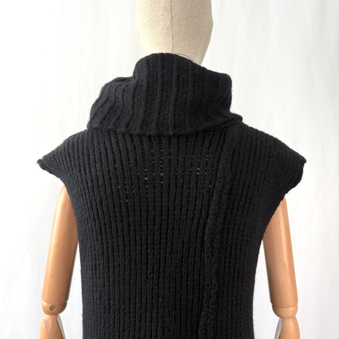 STUDIO B3 Wool Vest