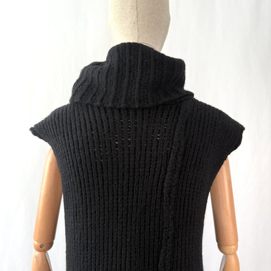 STUDIO B3 Wool Vest
