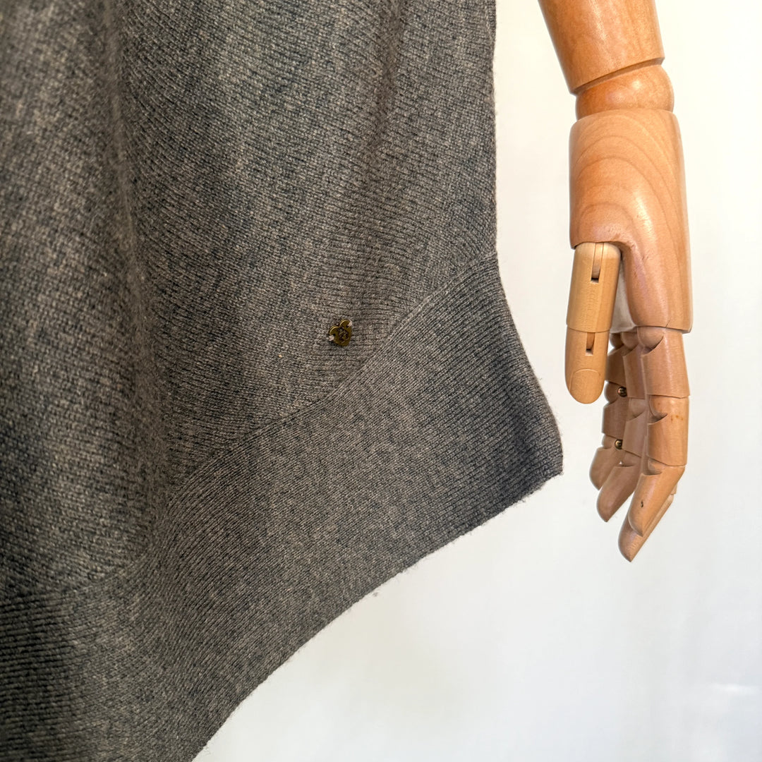 Cape en cachemire et laine Princesse à Hollywood