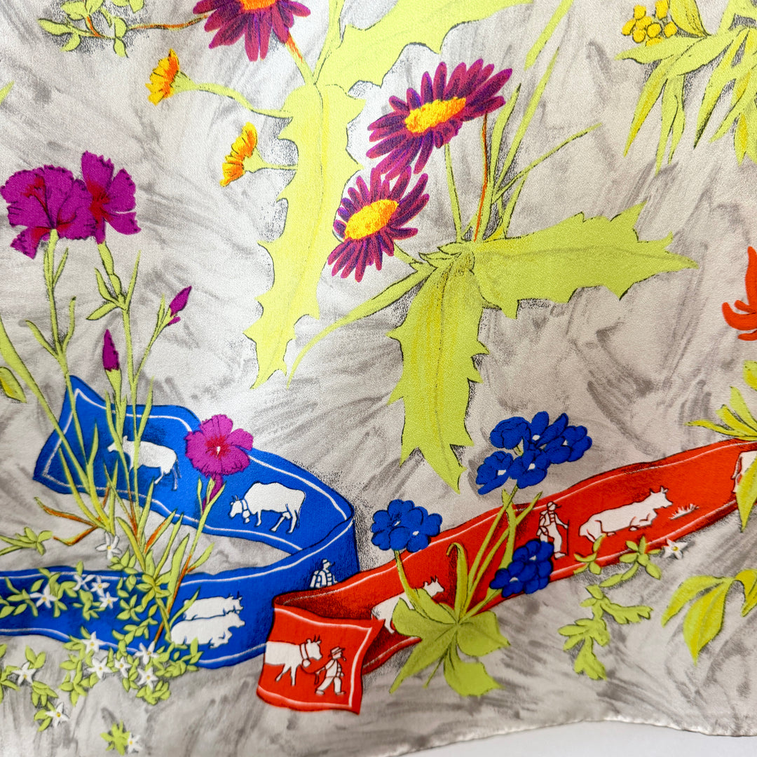 FABRIC FRONTLINE New Large Silk Scarf