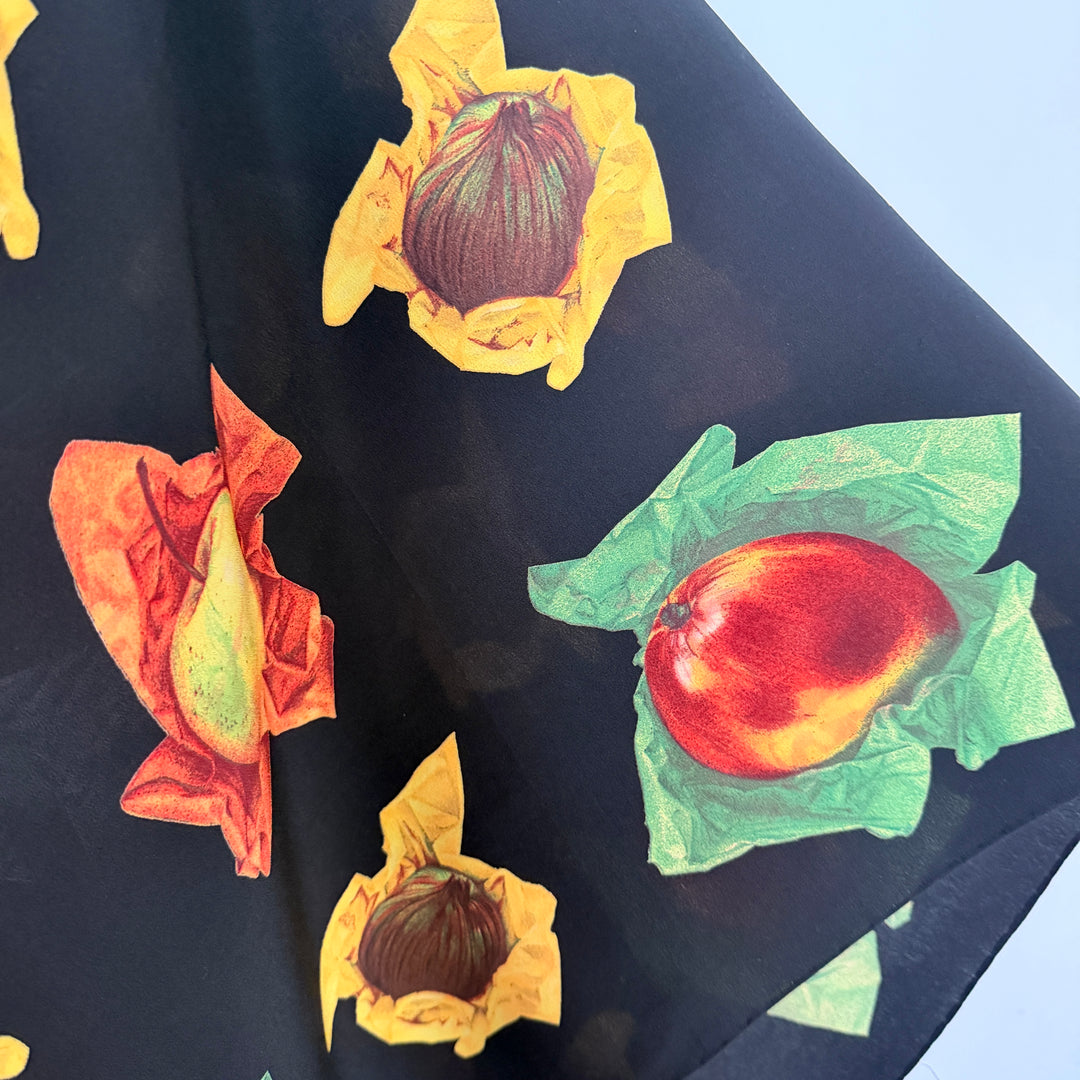 FABRIC FRONTLINE Vintage Silk Scarf