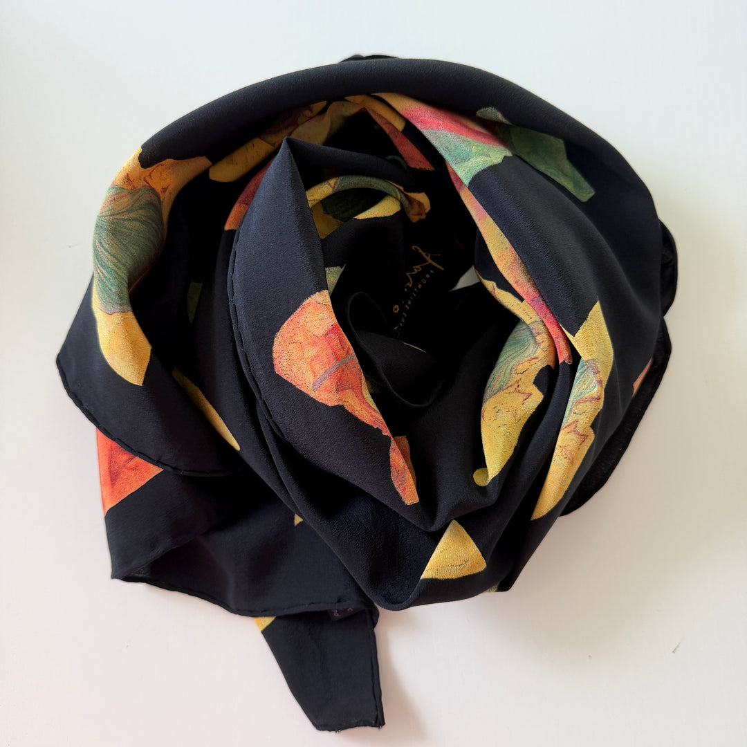 FABRIC FRONTLINE Vintage Silk Scarf