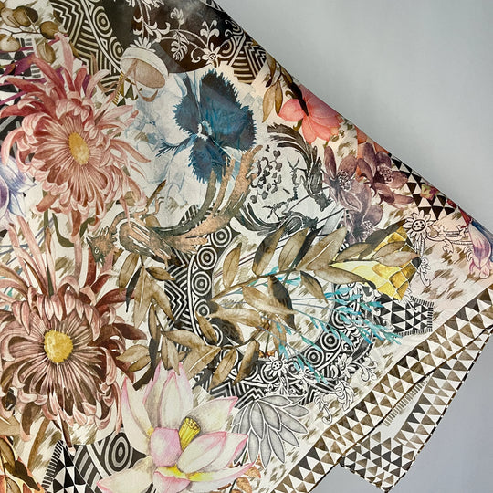 FABRIC FRONTLINE Nouveau grand foulard en soie