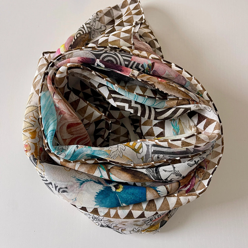 FABRIC FRONTLINE New Large Silk Scarf