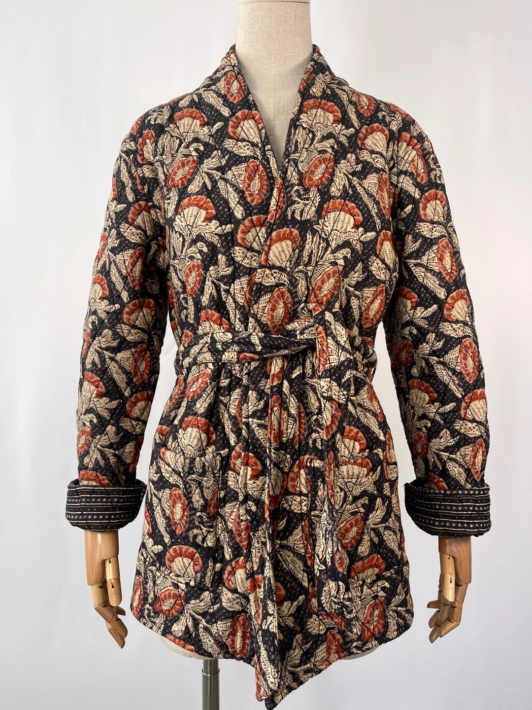 MAISON HOTEL Nouvelle veste matelassée