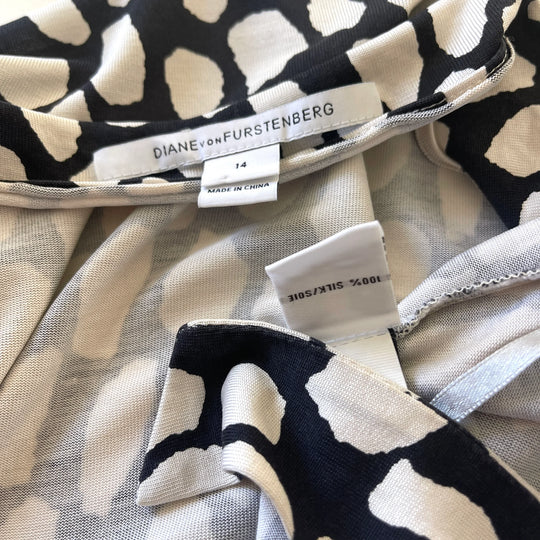 DIANE von FURSTENBERG Silk Dress