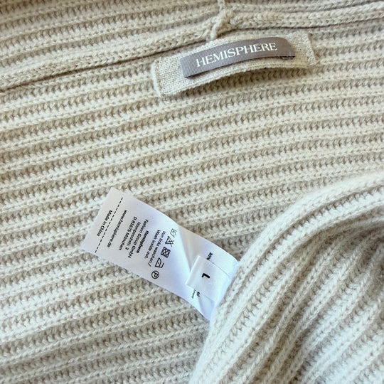 HEMISPHERE Wool and Cashmere sleeveless cardigan