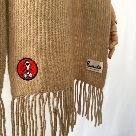 PRINCESS GOES HOLLYWOOD Peanuts Scarf