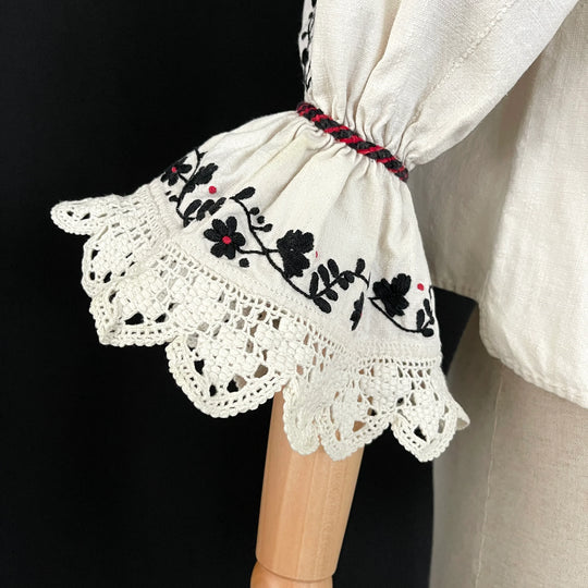 IE Vintage Hand Embroidered  Folk Romanian Blouse