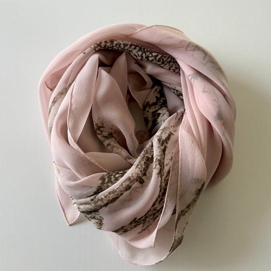 FABRIC FRONTLINE Big Silk Scarf