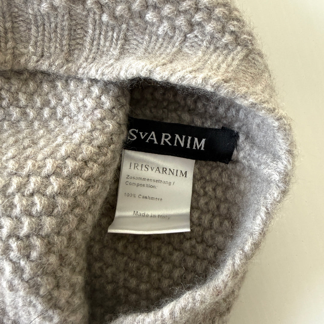 IRIS V ARNIM Cashmere Beanie Hat