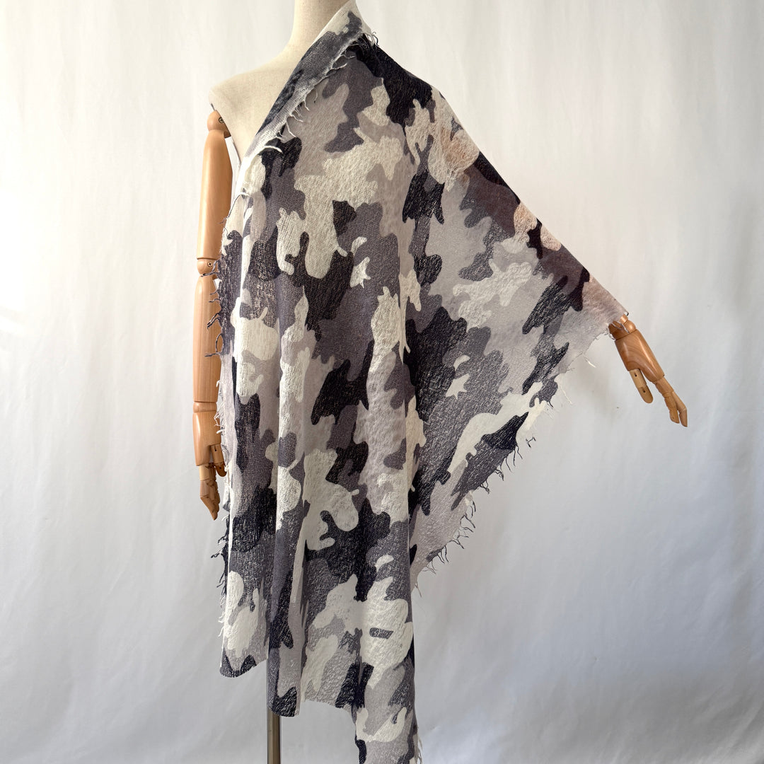 HEMISPHERE Cashmere Scarf