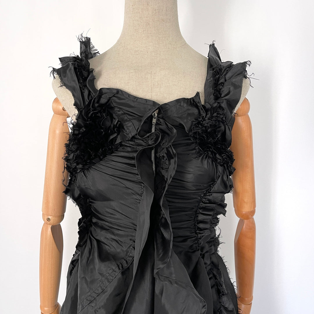 tao COMME des GARÇONS Fall 2007 Runway Black Deconstructed Ruffle Dress