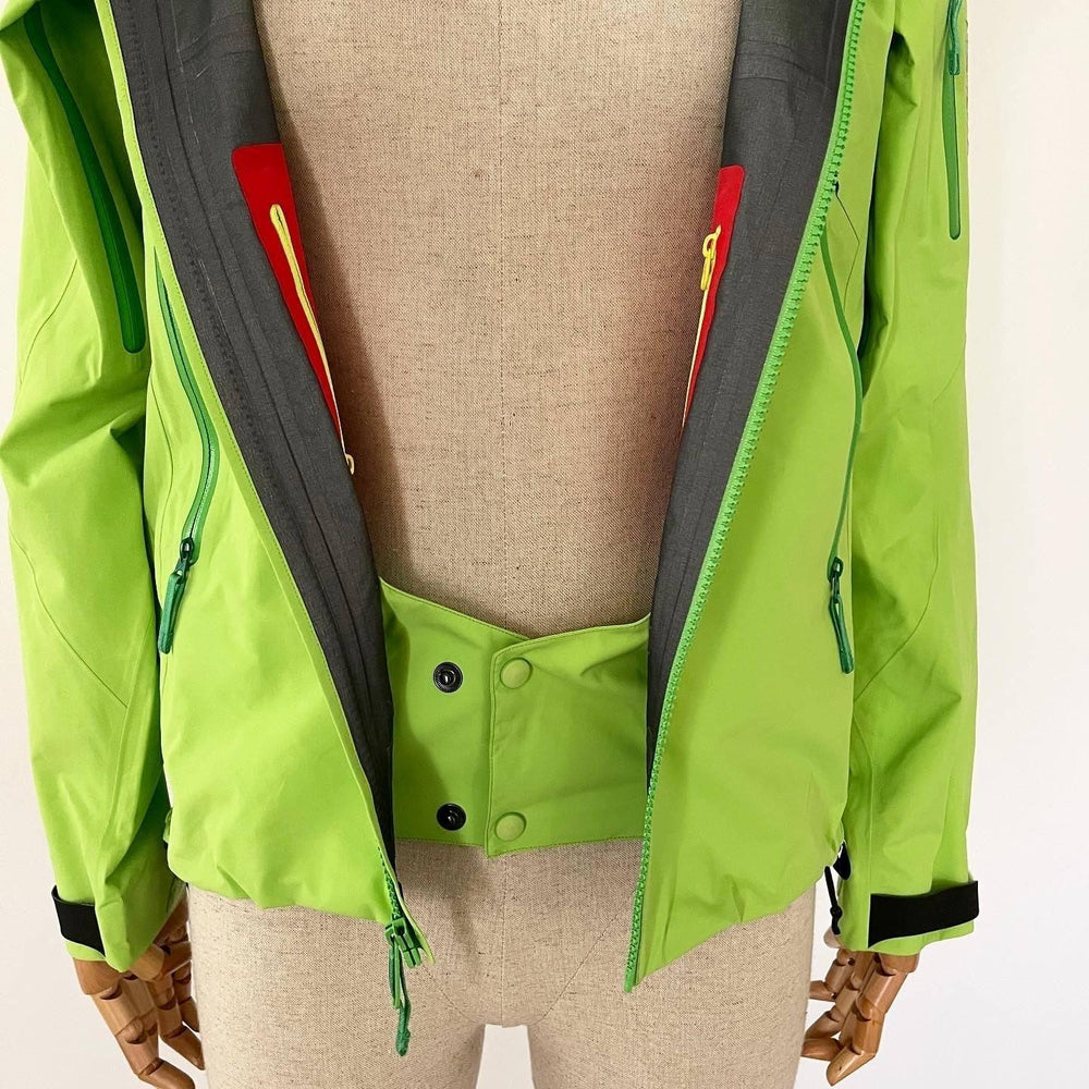 ARCTERYX - ARCTERYX GORE-TEX PRO Jacket - AVVIIVVA.COM