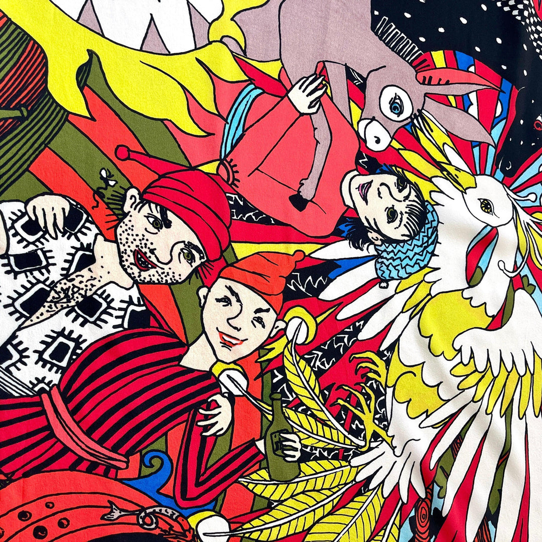 FABRIC FRONTLINE - FABRIC FRONTLINE Hand Painted Silk Scarf - AVVIIVVA.COM