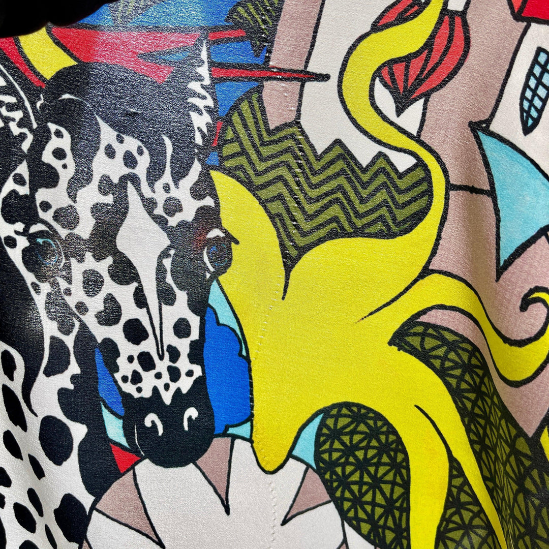 FABRIC FRONTLINE - FABRIC FRONTLINE Hand Painted Silk Scarf - AVVIIVVA.COM