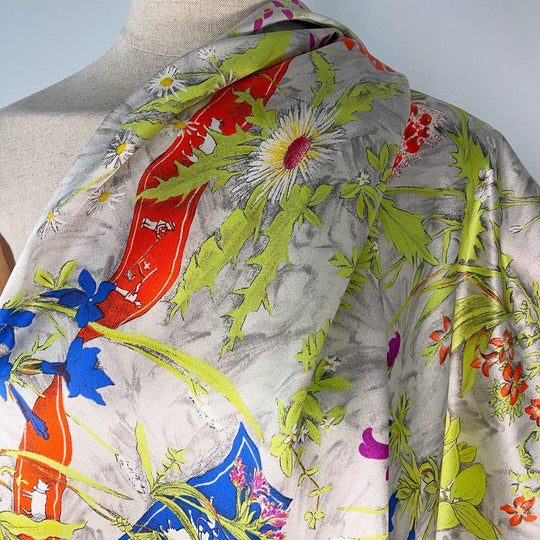 FABRIC FRONTLINE - FABRIC FRONTLINE New Big Silk Scarf - AVVIIVVA.COM