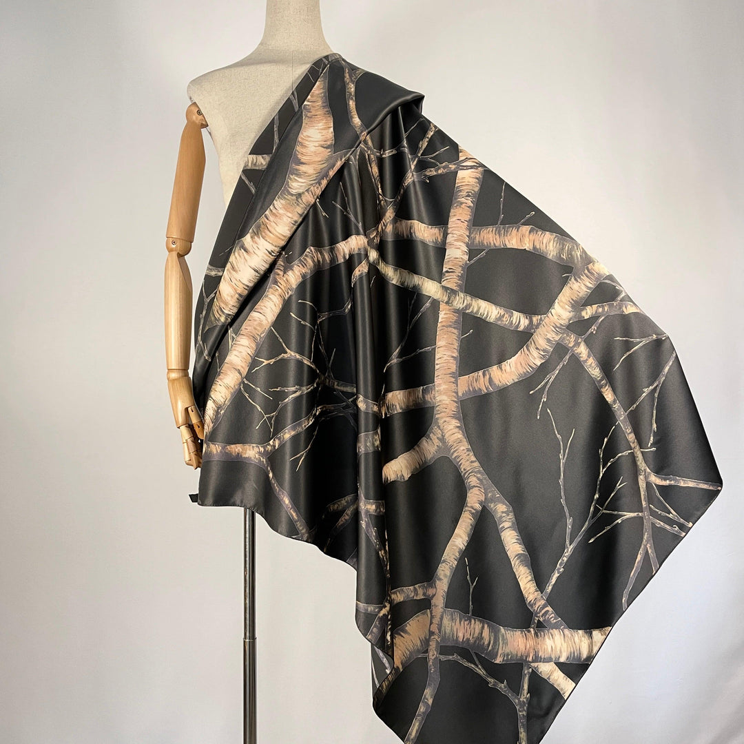 FABRIC FRONTLINE - FABRIC FRONTLINE New Big Silk Scarf - AVVIIVVA.COM