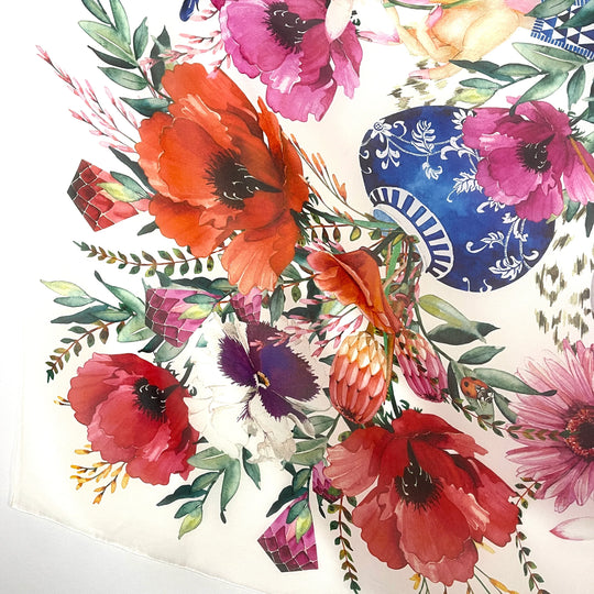FABRIC FRONTLINE - FABRIC FRONTLINE New Large Handpainted Silk Scarf - AVVIIVVA.COM
