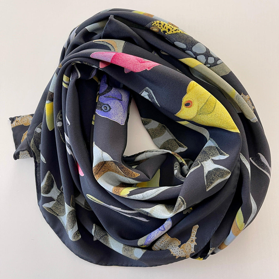 FABRIC FRONTLINE - FABRIC FRONTLINE New Silk Scarf - AVVIIVVA.COM