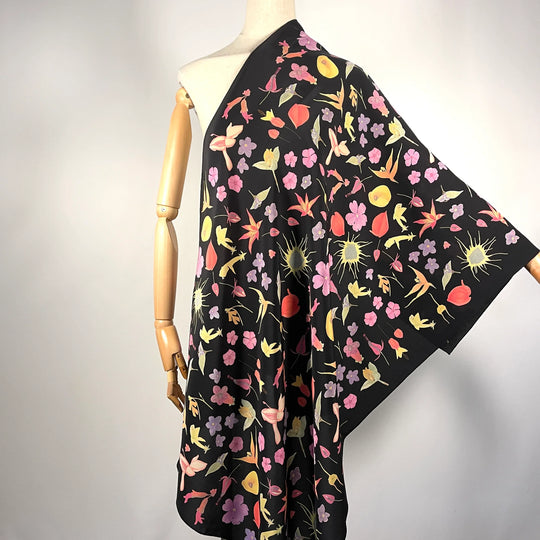 FABRIC FRONTLINE - FABRIC FRONTLINE New Silk Scarf - AVVIIVVA.COM