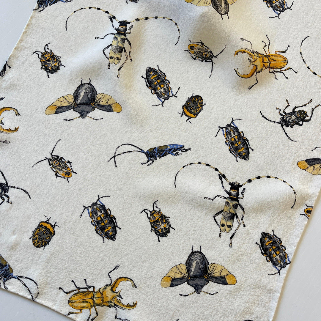 FABRIC FRONTLINE - FABRIC FRONTLINE New Silk Scarf - AVVIIVVA.COM