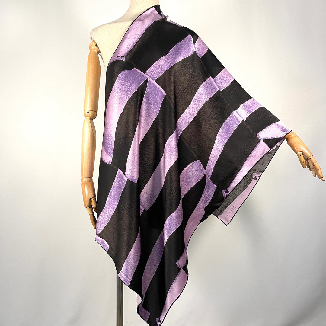 FABRIC FRONTLINE - FABRIC FRONTLINE Silk Scarf - AVVIIVVA.COM