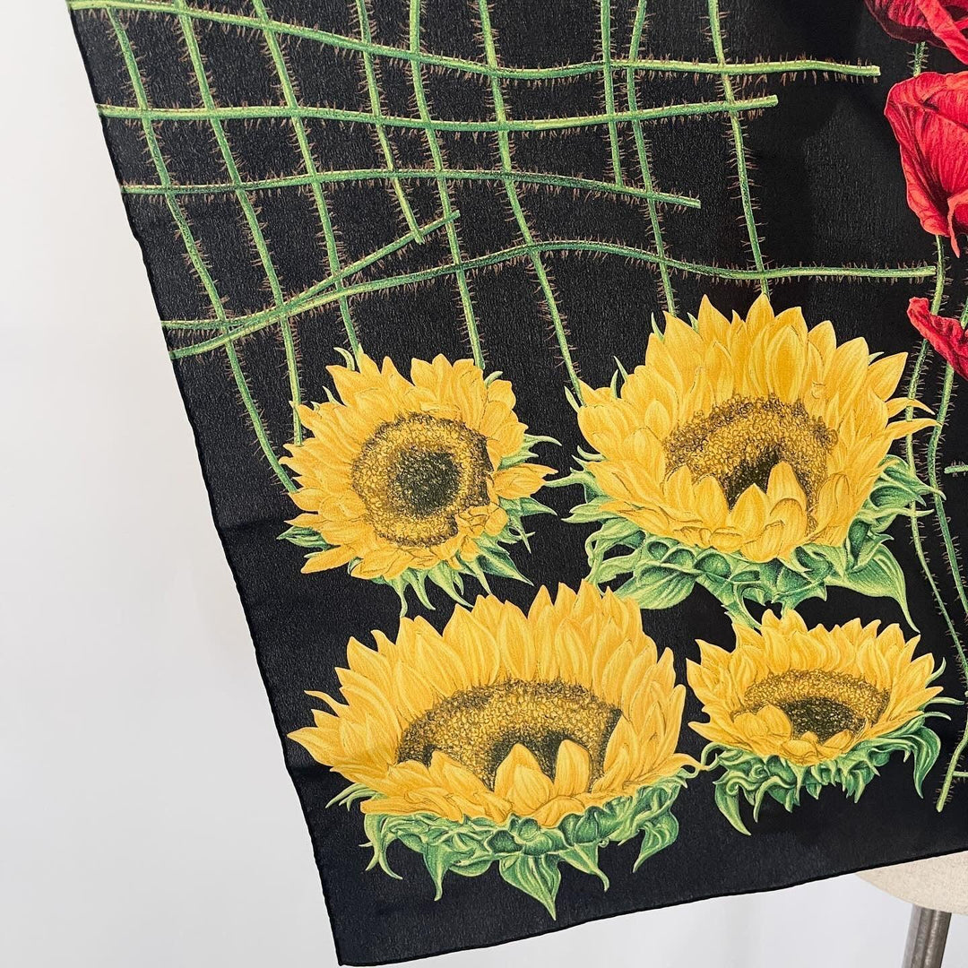 FABRIC FRONTLINE - FABRIC FRONTLINE Silk Scarf - AVVIIVVA.COM