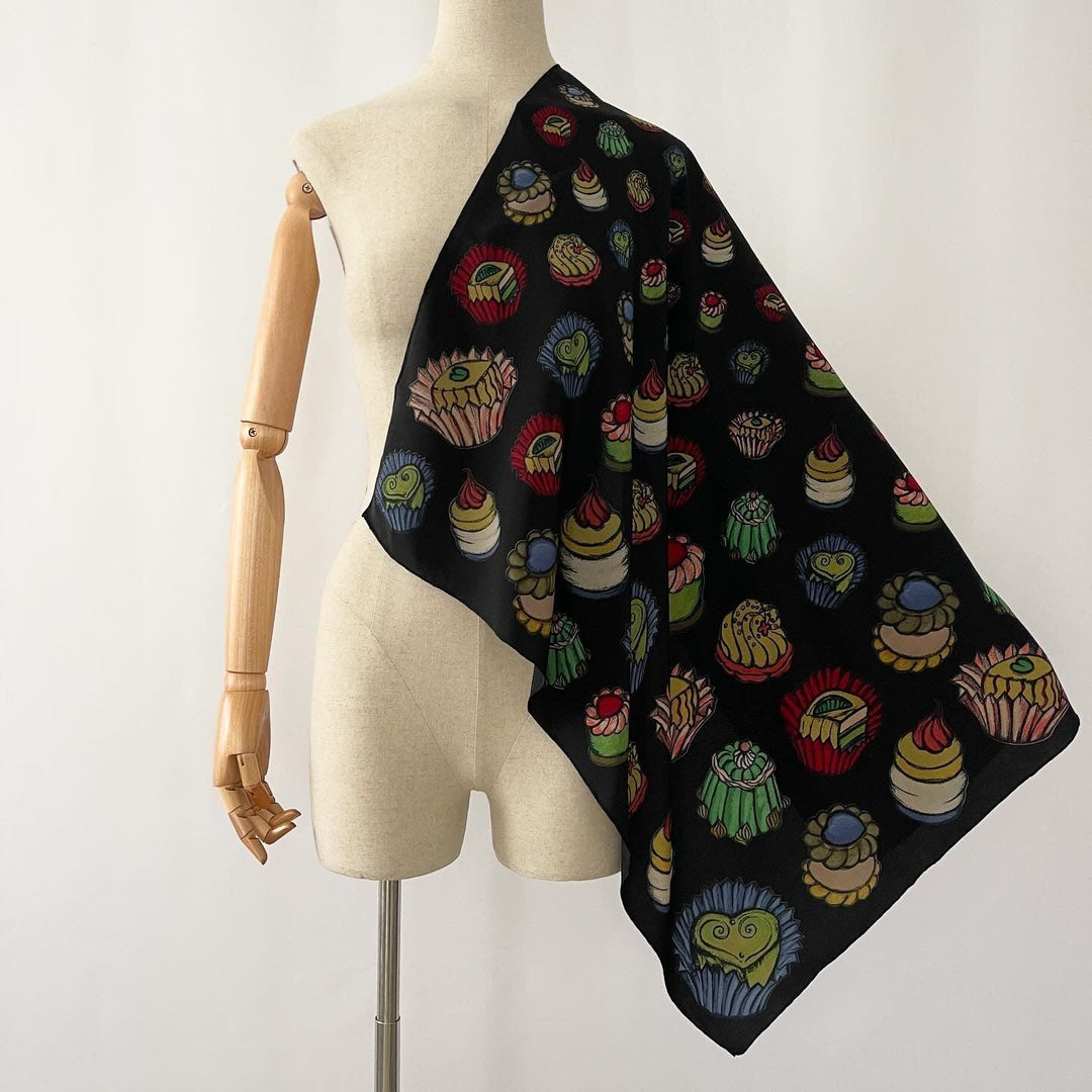 FABRIC FRONTLINE - FABRIC FRONTLINE Silk Scarf - AVVIIVVA.COM