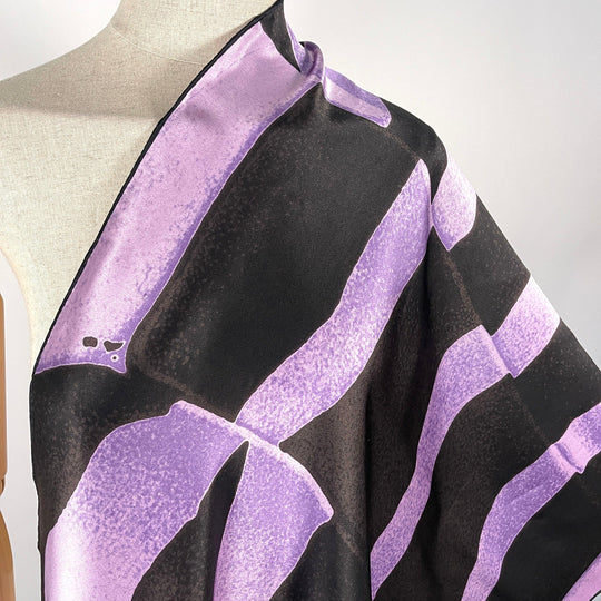 FABRIC FRONTLINE - FABRIC FRONTLINE Silk Scarf - AVVIIVVA.COM