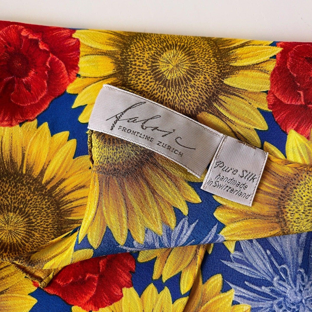 FABRIC FRONTLINE - FABRIC FRONTLINE Silk Scarf - AVVIIVVA.COM