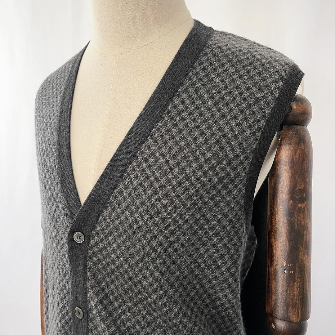 FERU - FERU Cashmere Silk Vest - AVVIIVVA.COM