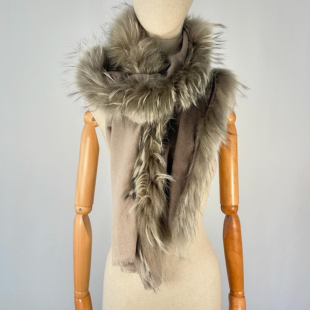 HEMISPHERE - HEMISPHERE Cashmere Fur Scarf - AVVIIVVA.COM