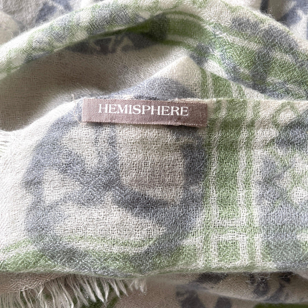 HEMISPHERE - HEMISPHERE Cashmere Scarf - AVVIIVVA.COM