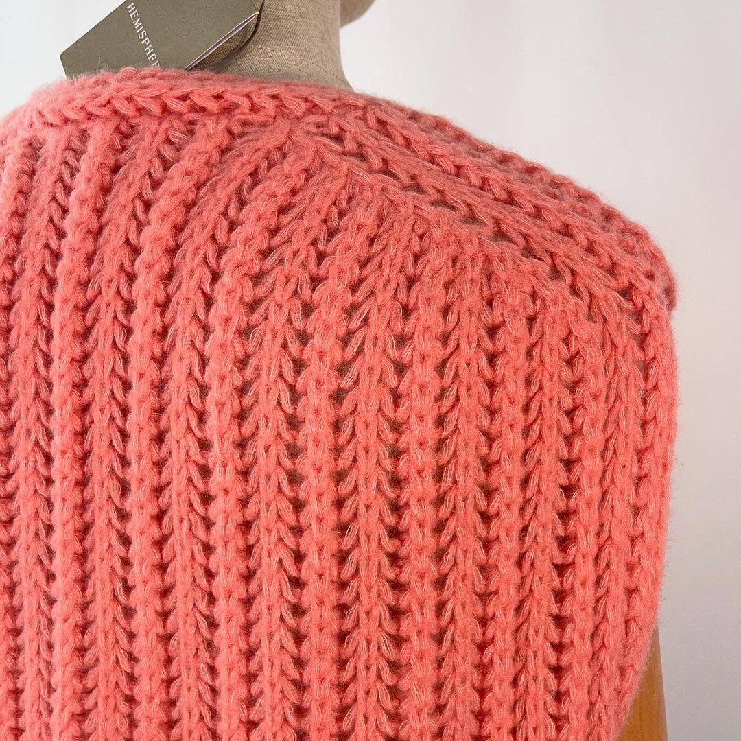 HEMISPHERE - HEMISPHERE New Cashmere/Silk Vest - AVVIIVVA.COM